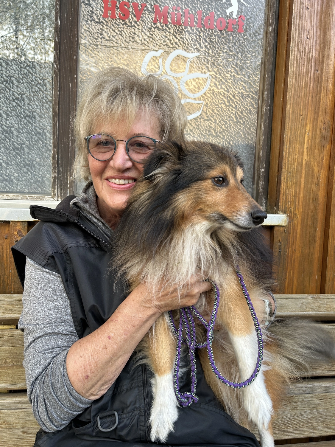 HSV Mühldorf - Hundesportverein - Hund mit Frauen